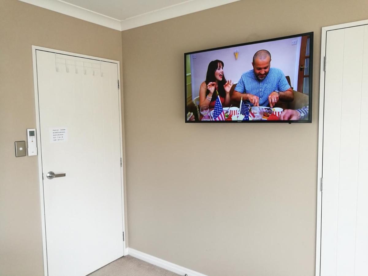 Monique'S Rose Room Prvt Bthrm Ac Tv โอ๊คแลนด์ ภายนอก รูปภาพ