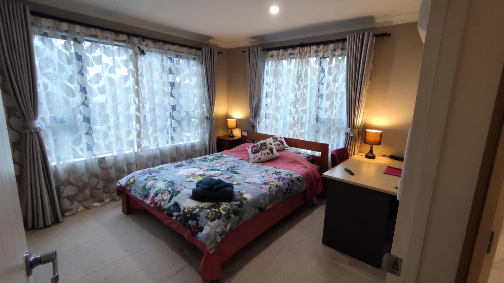 Monique'S Rose Room Prvt Bthrm Ac Tv โอ๊คแลนด์ ห้อง รูปภาพ