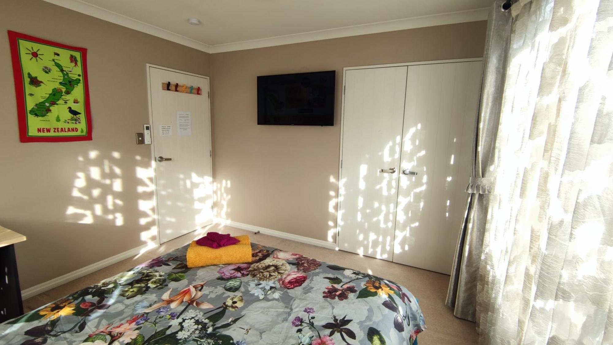 Monique'S Rose Room Prvt Bthrm Ac Tv โอ๊คแลนด์ ห้อง รูปภาพ